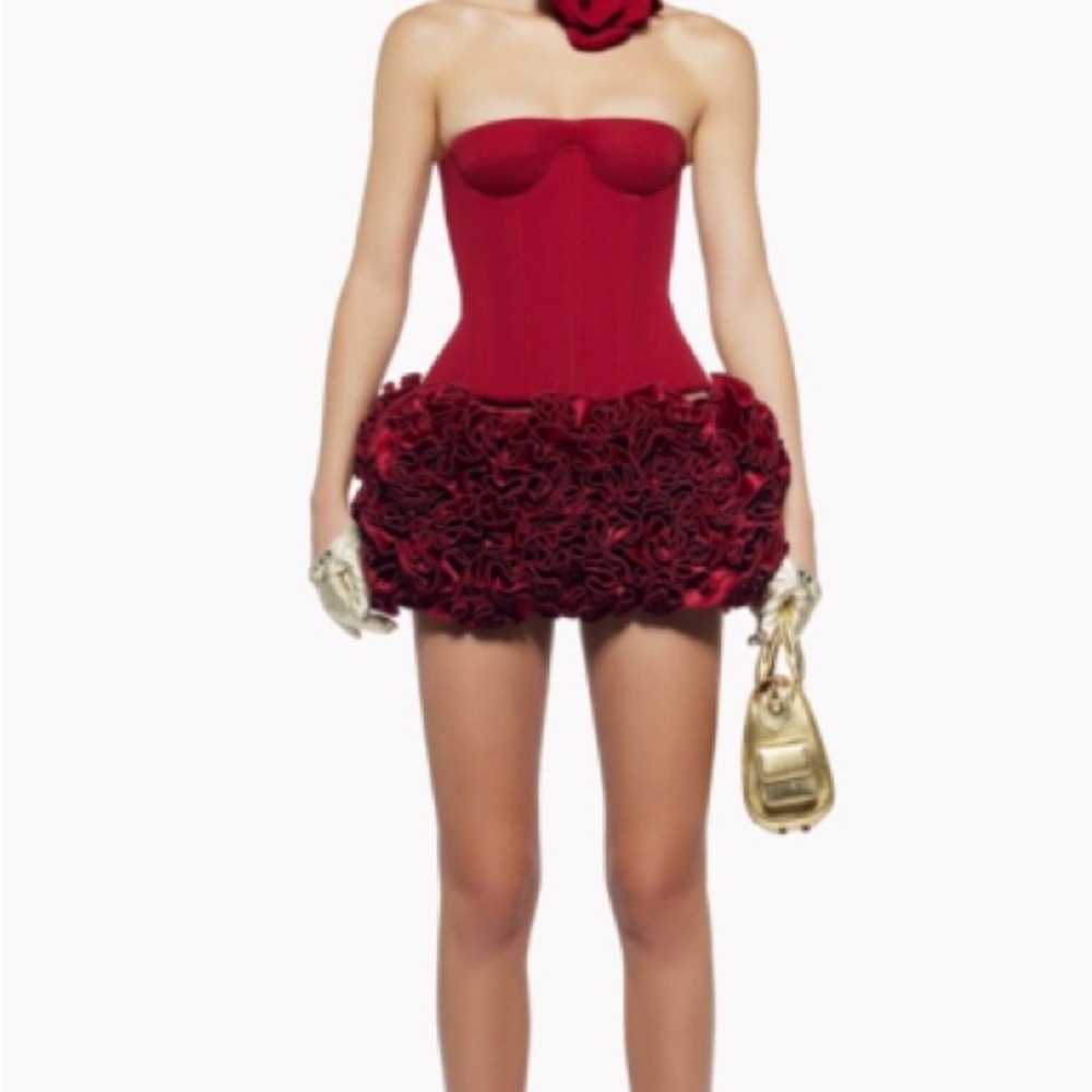 Chic Strapless Burgundy Dress